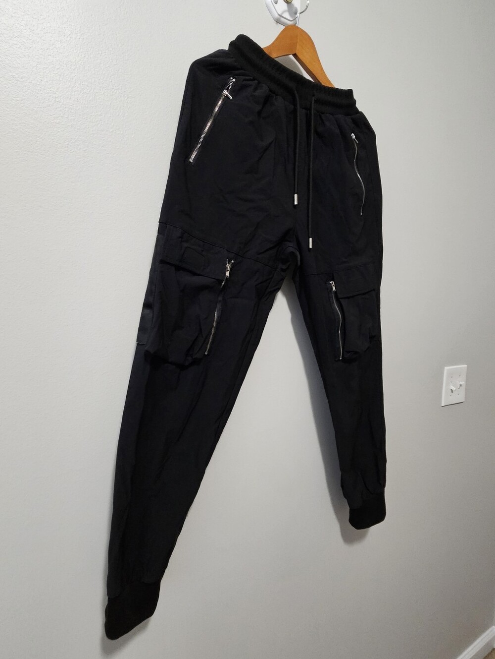 Pants - Picture 2 of 9
